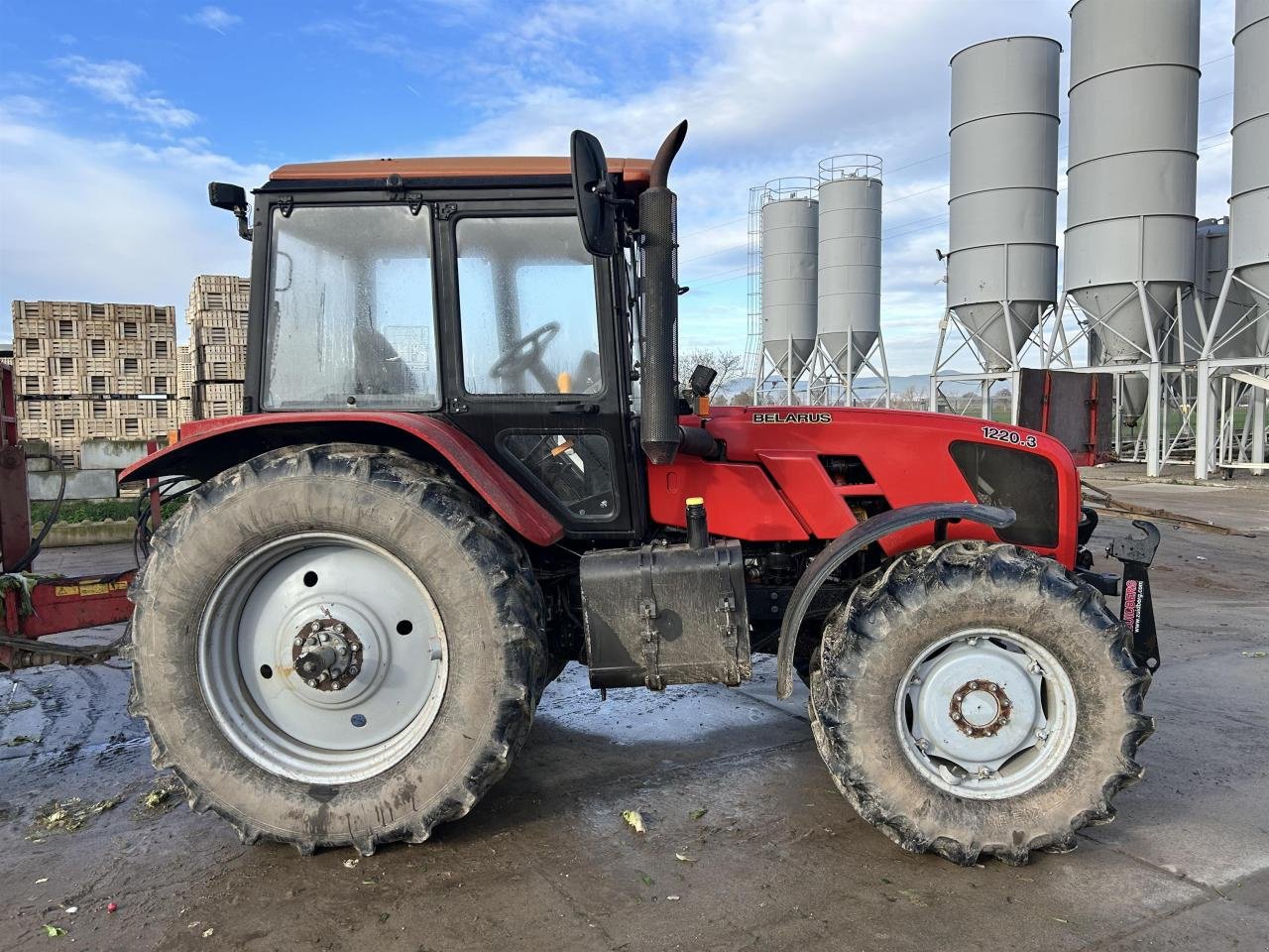 Traktor van het type Belarus 1220.3, Gebrauchtmaschine in Niederkirchen (Foto 1)