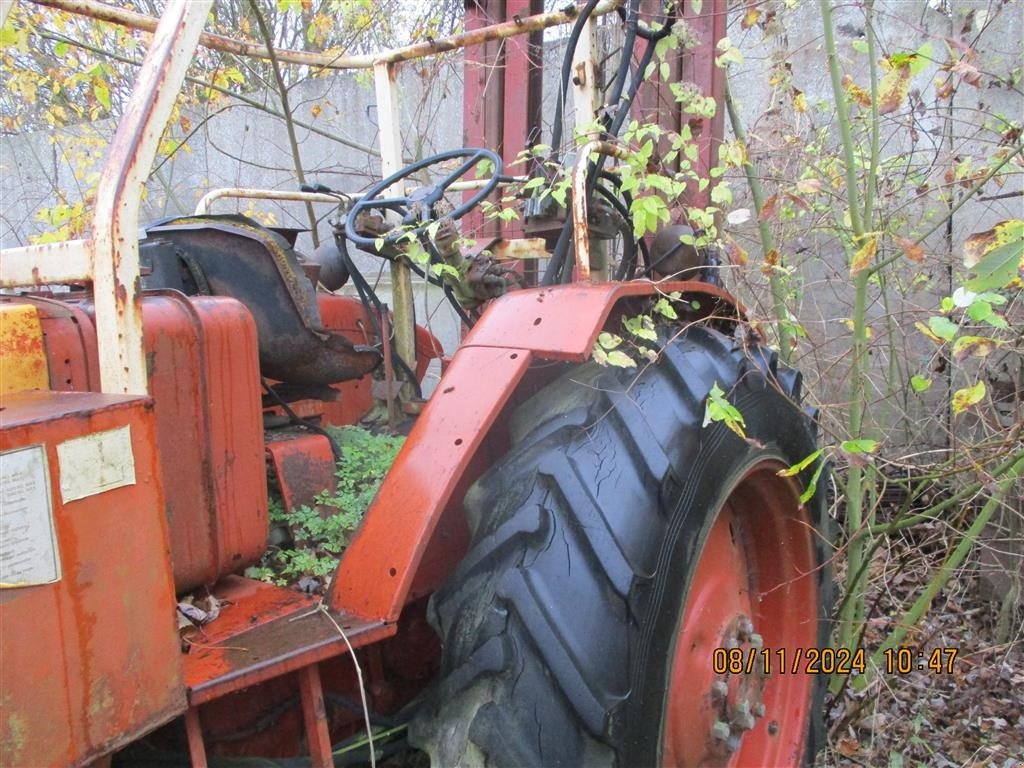 Traktor типа Belarus 611 omvendt kørselsretning og 8 meter lift., Gebrauchtmaschine в Høng (Фотография 7)