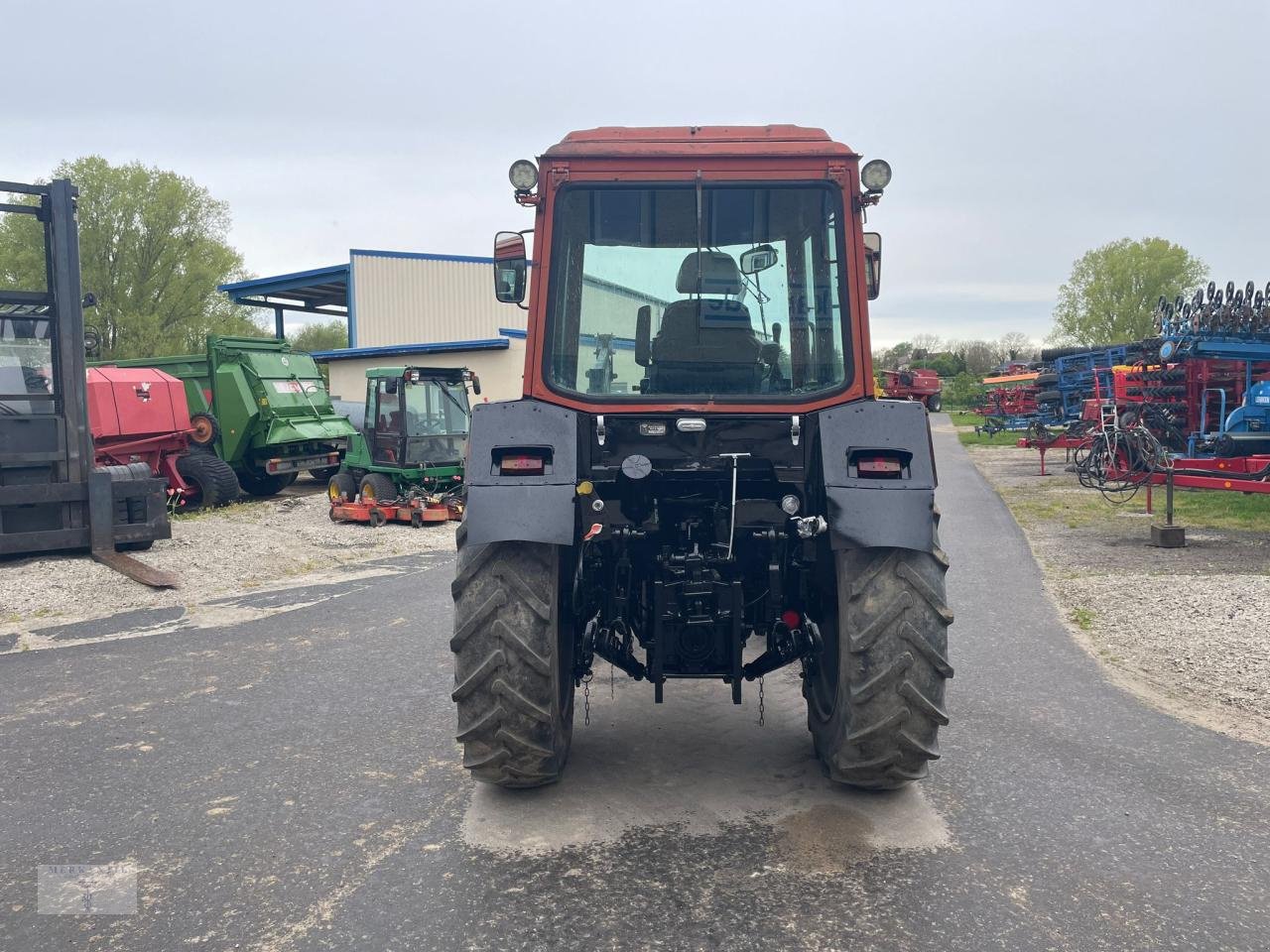 Traktor van het type Belarus MTS 82 + FL, Gebrauchtmaschine in Pragsdorf (Foto 4)