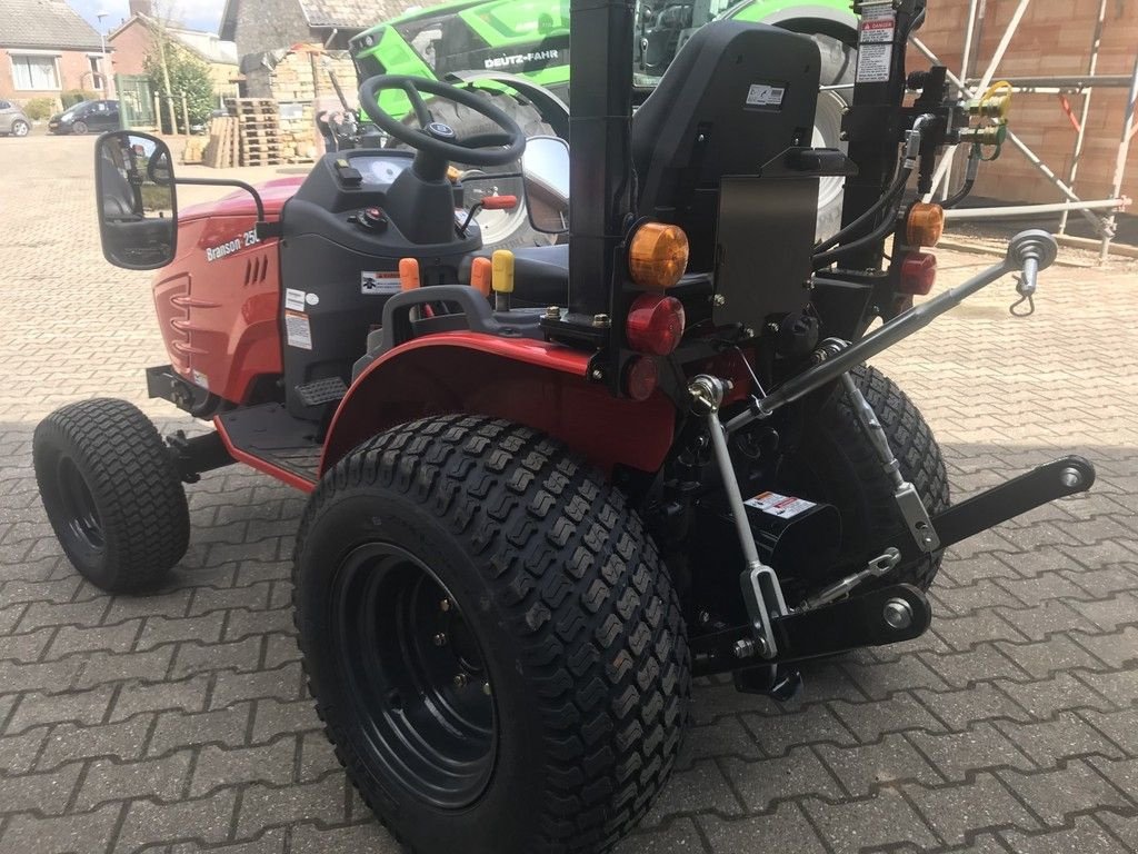 Traktor typu Branson 2505h tractor, Gebrauchtmaschine v Klimmen (Obrázok 4)