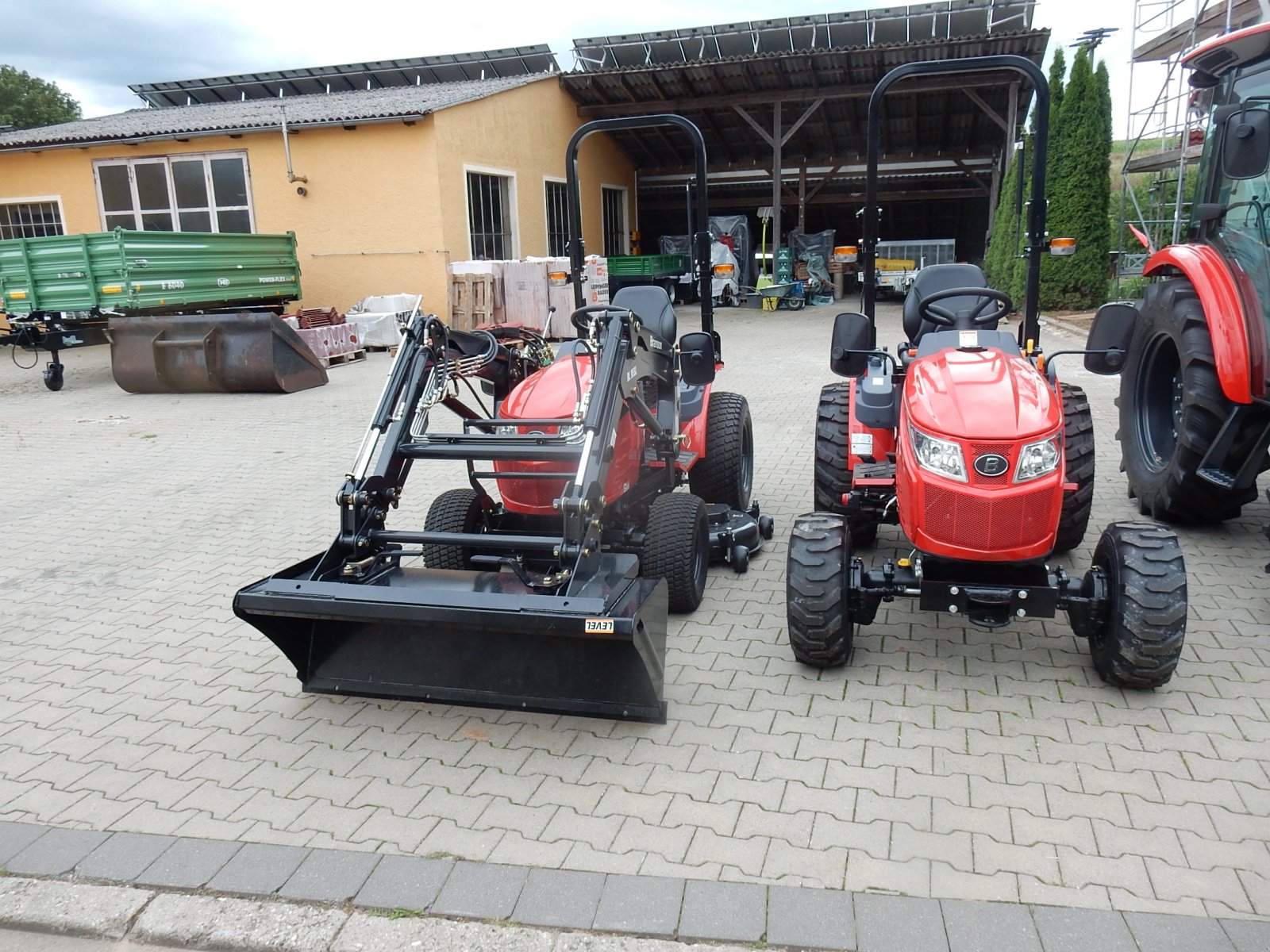 Traktor of the type Branson 2505h, Neumaschine in Langfurth (Picture 4)