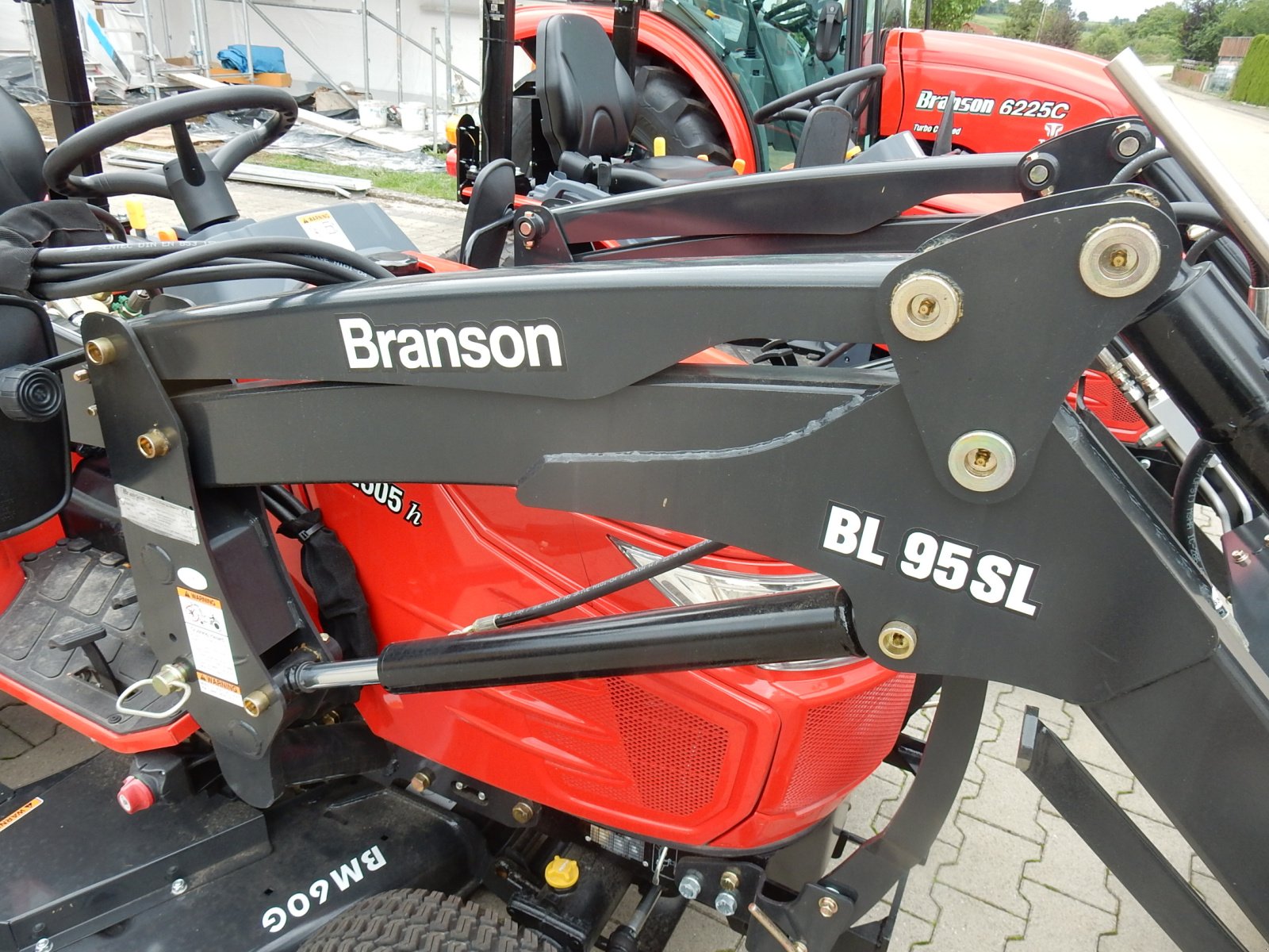 Traktor типа Branson 2505h, Neumaschine в Langfurth (Фотография 5)