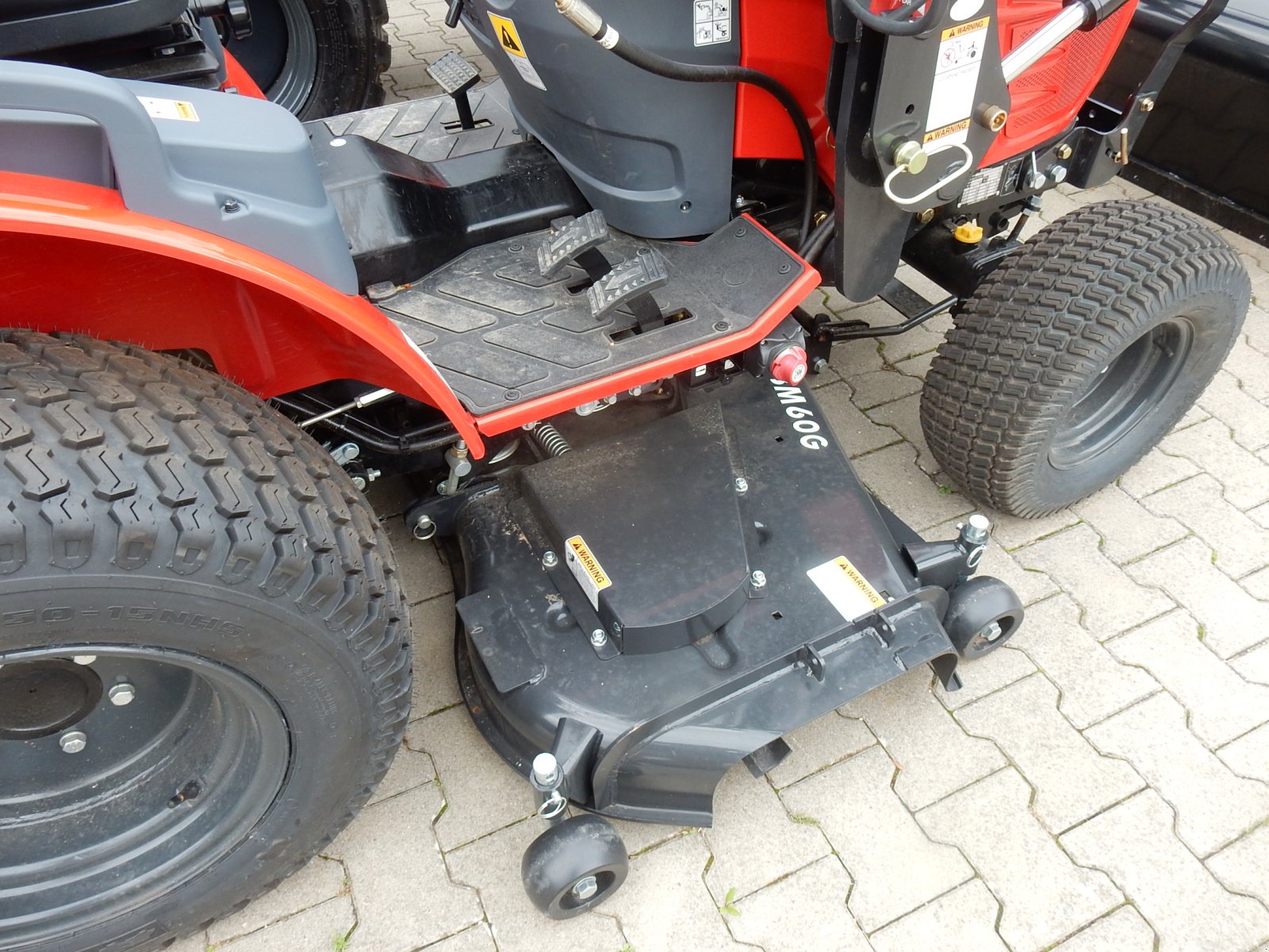 Traktor del tipo Branson 2505h, Neumaschine en Langfurth (Imagen 12)