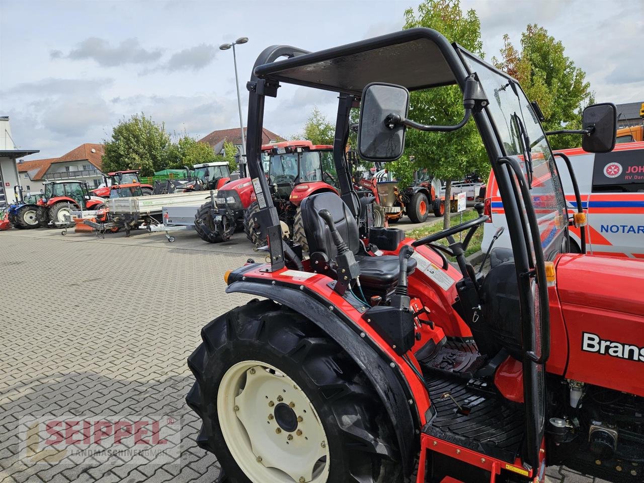 Traktor typu Branson 4520 R, Gebrauchtmaschine w Groß-Umstadt (Zdjęcie 4)