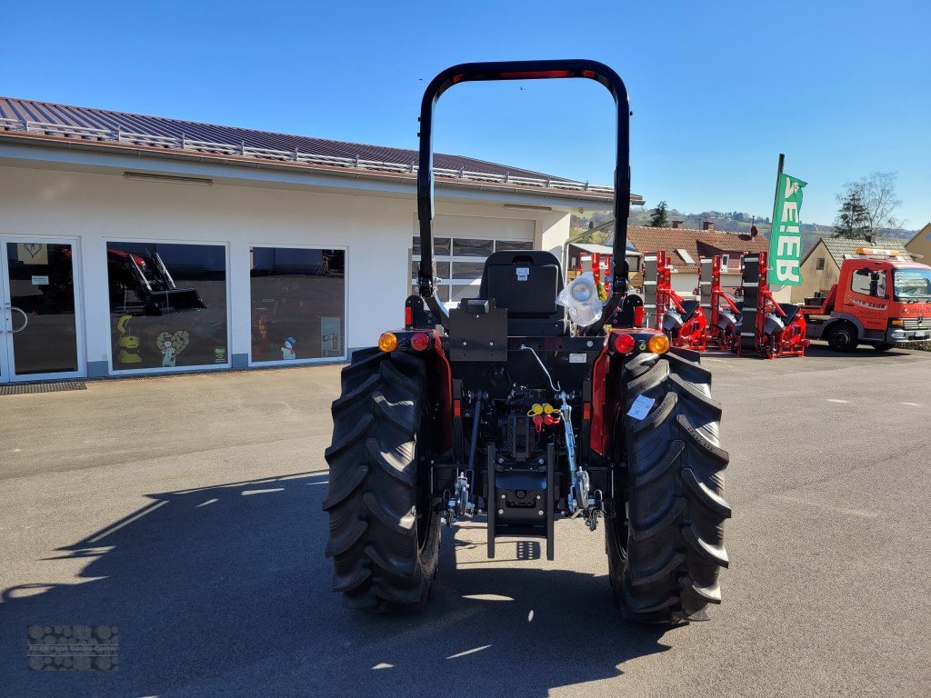 Traktor des Typs Branson 5025 R, Neumaschine in Geroda (Bild 5)