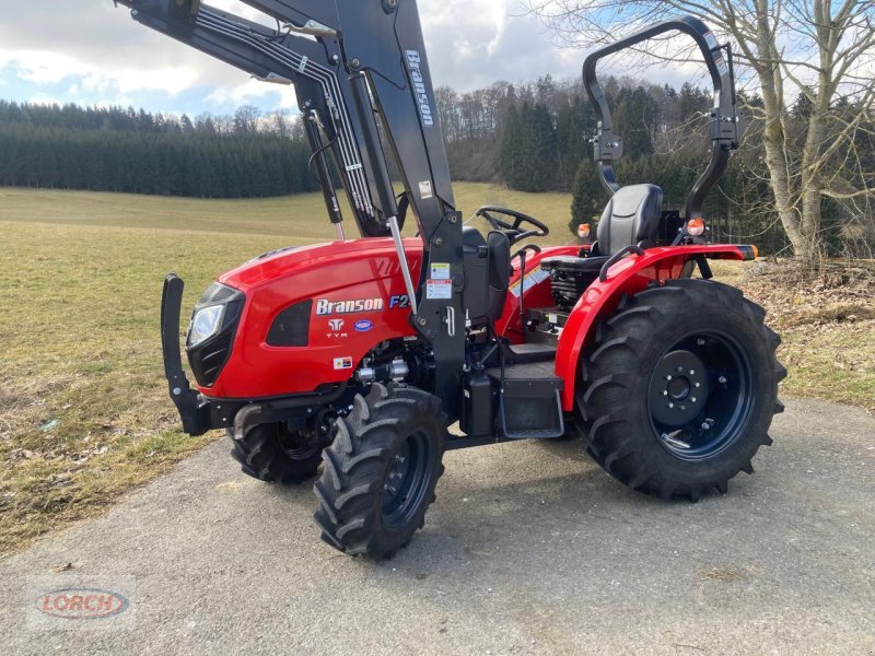 Traktor типа Branson F25, Gebrauchtmaschine в Trochtelfingen