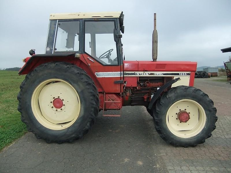 Traktor van het type Case IH 1055, Gebrauchtmaschine in Steinau  (Foto 3)