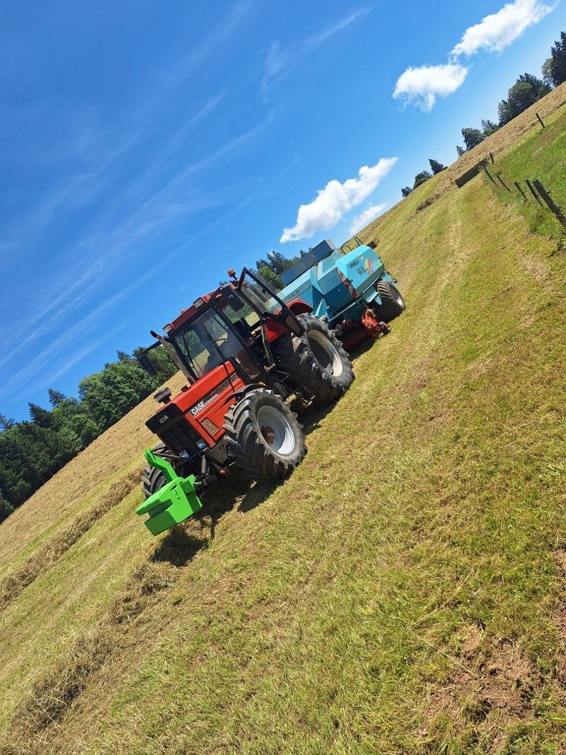 Traktor a típus Case IH 1255xl, Gebrauchtmaschine ekkor: Les Sagnettes (Kép 1)