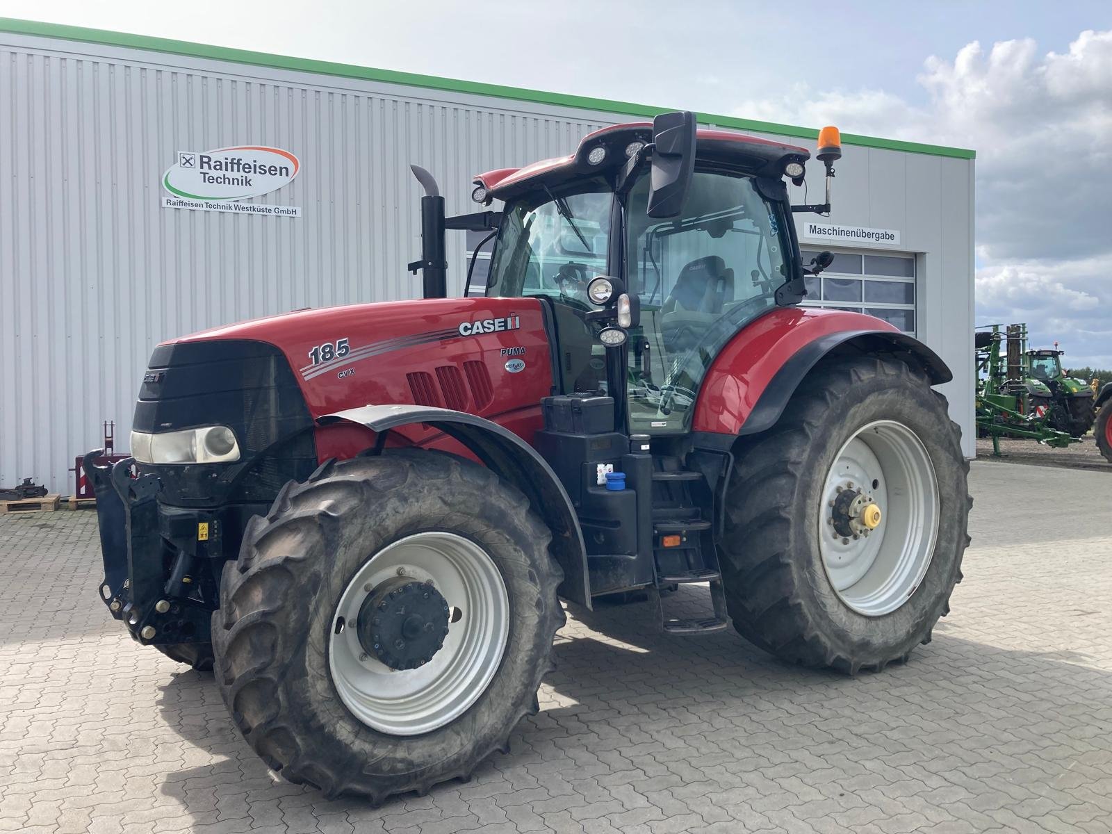 Traktor du type Case IH 185 CVX, Gebrauchtmaschine en Bevern (Photo 1)