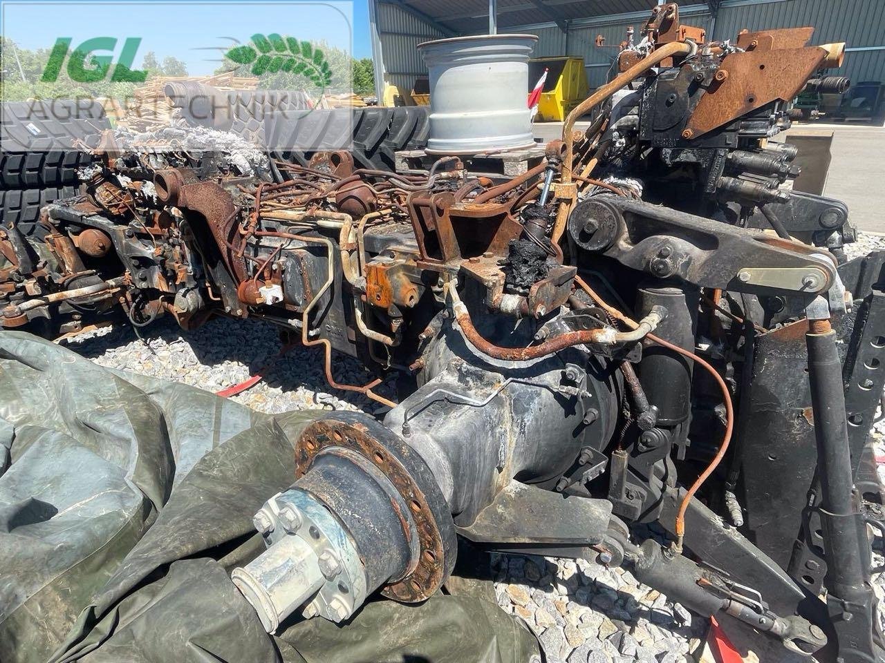 Traktor tip Case IH 300 CVX Brandschaden, Gebrauchtmaschine in Nabburg (Poză 6)