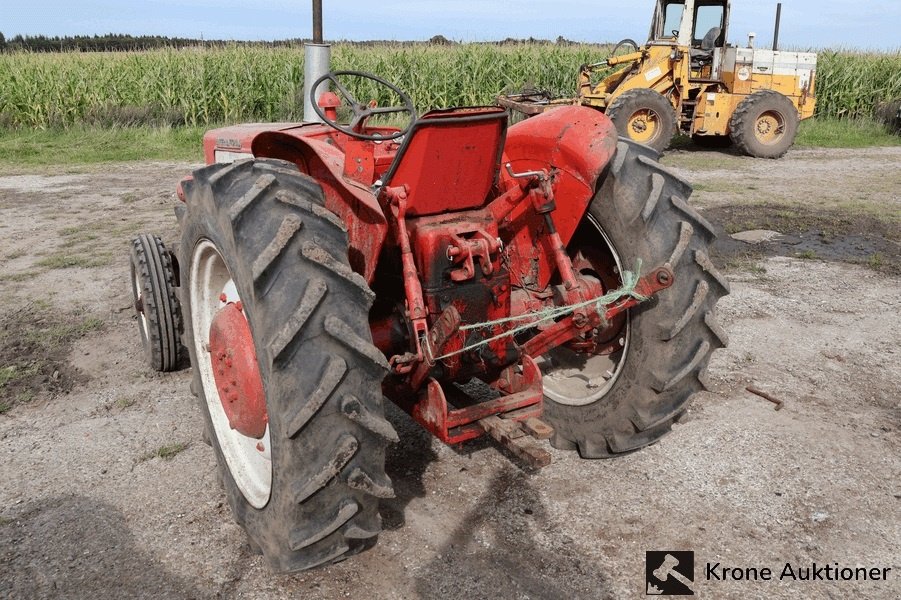 Traktor Türe ait Case IH 414 International Diesel 4 cyl., Gebrauchtmaschine içinde Hadsund (resim 4)