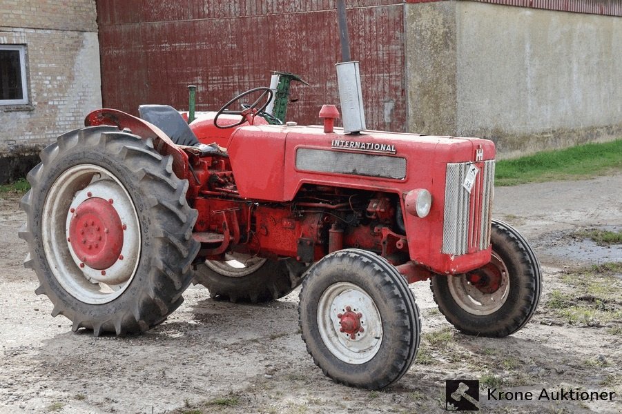 Traktor van het type Case IH 414 International Diesel 4 cyl., Gebrauchtmaschine in Hadsund (Foto 7)