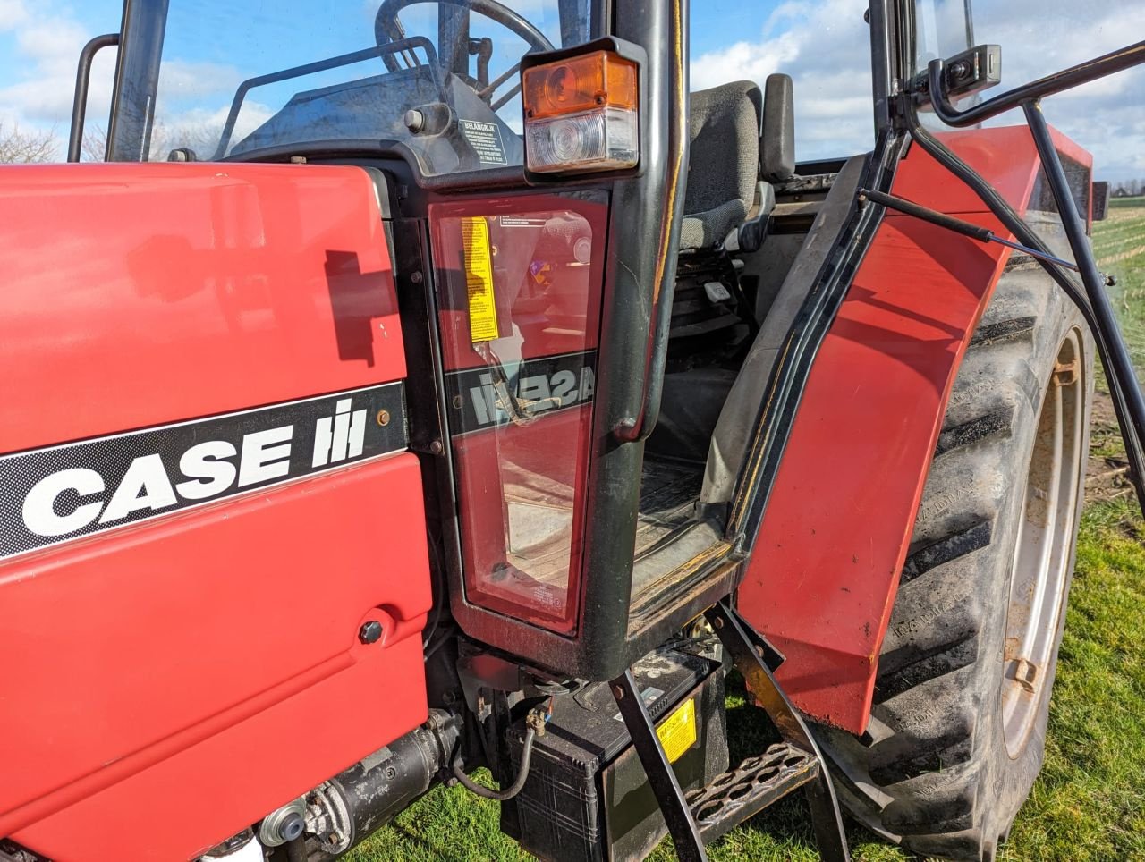 Traktor des Typs Case IH 4210, Gebrauchtmaschine in Geffen (Bild 8)