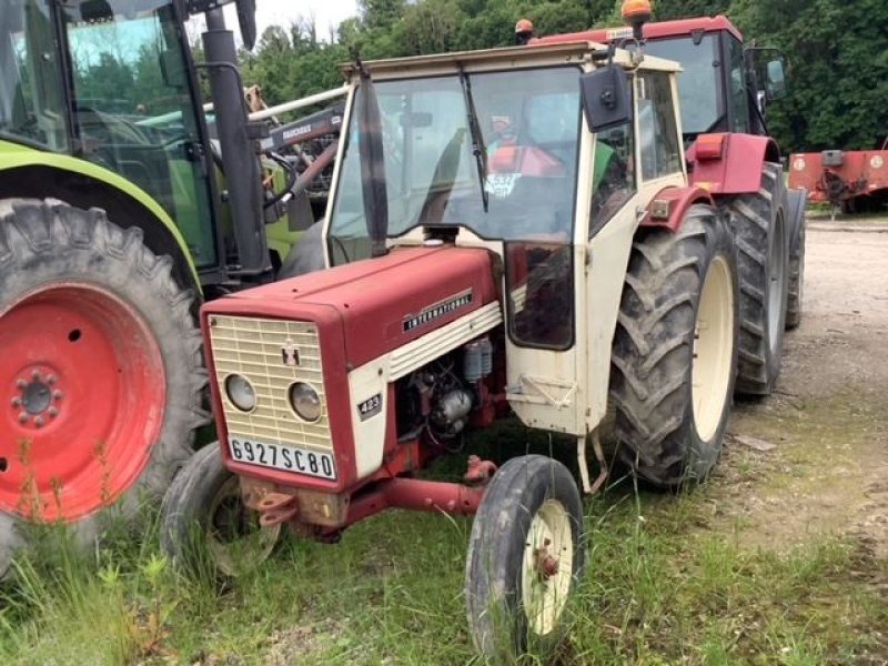 Traktor of the type Case IH 423, Gebrauchtmaschine in les hayons (Picture 1)