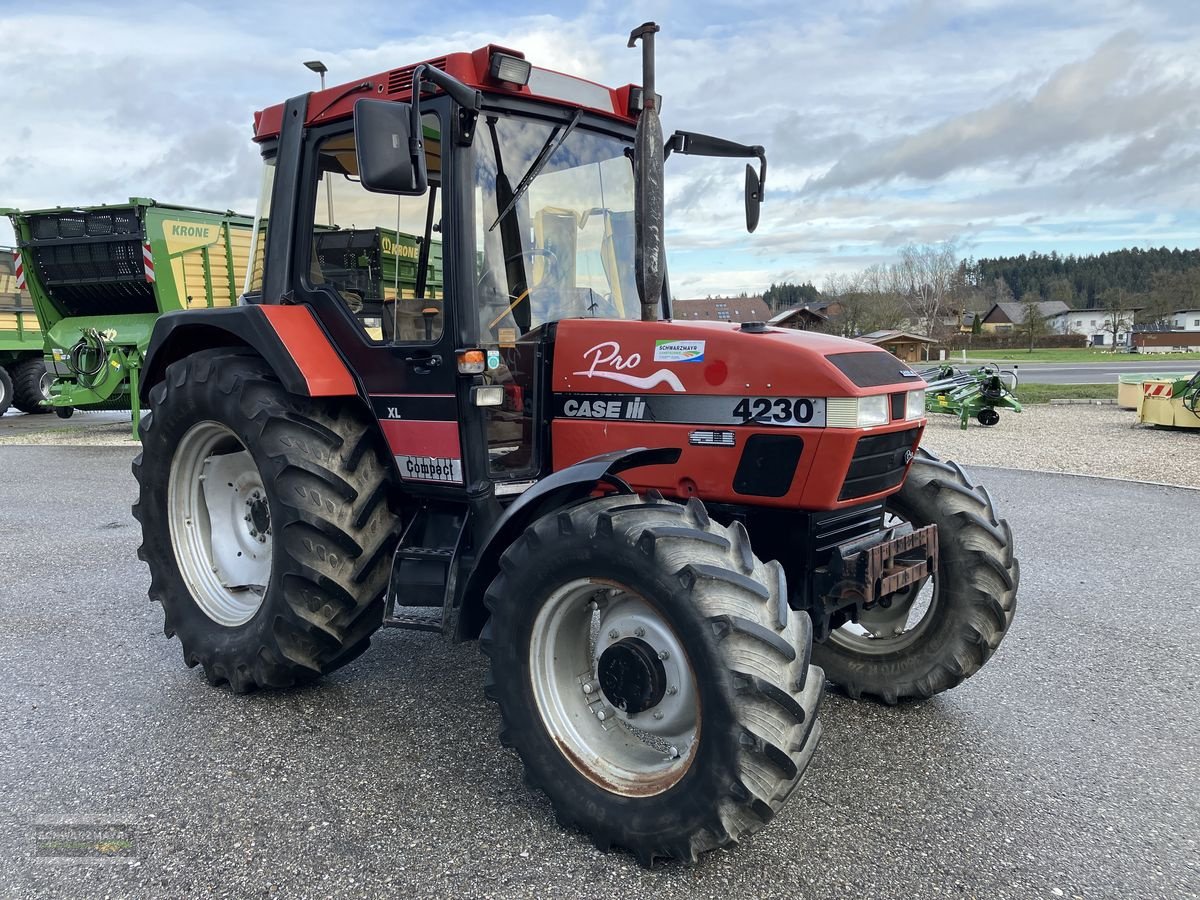 Traktor des Typs Case IH 4230, Gebrauchtmaschine in Gampern (Bild 2)