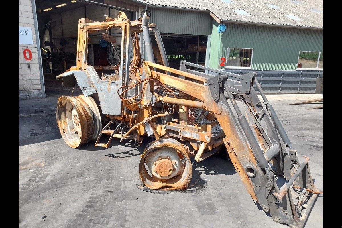 Traktor des Typs Case IH 4240, Gebrauchtmaschine in Viborg (Bild 2)