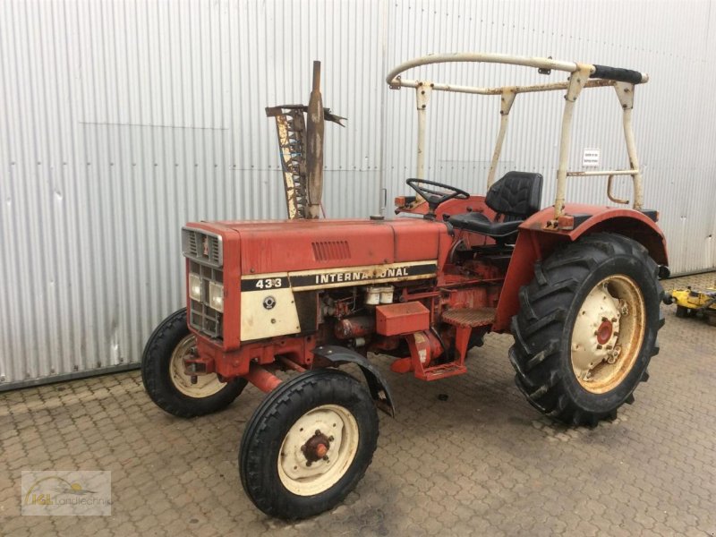 Traktor van het type Case IH 433, Gebrauchtmaschine in Pfreimd (Foto 1)