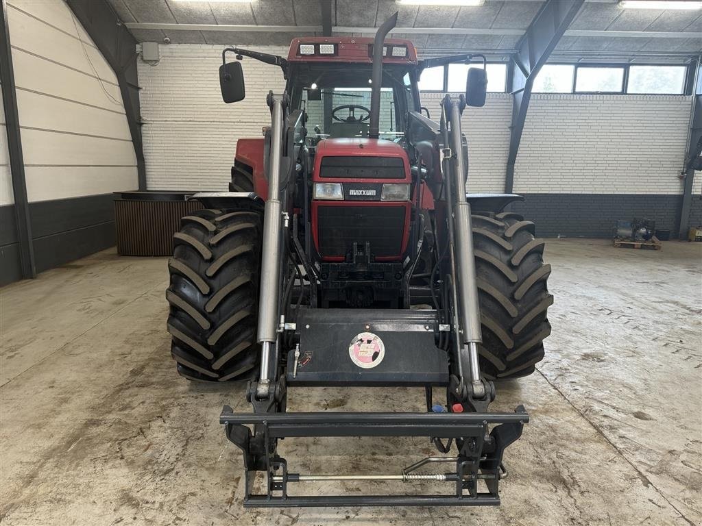 Traktor van het type Case IH 5140  m.frontlift, front PTO, luftbremse og næsten ny Stoll læsser, Gebrauchtmaschine in Haderup (Foto 7)