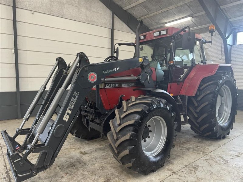 Traktor del tipo Case IH 5140  m.frontlift, front PTO, luftbremse og næsten ny Stoll læsser, Gebrauchtmaschine en Haderup