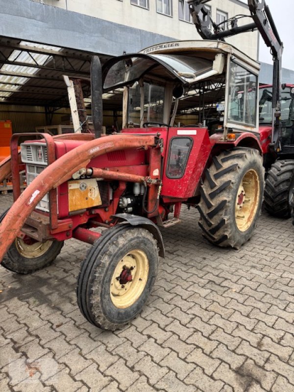 Traktor of the type Case IH 633, Gebrauchtmaschine in Remchingen (Picture 2)