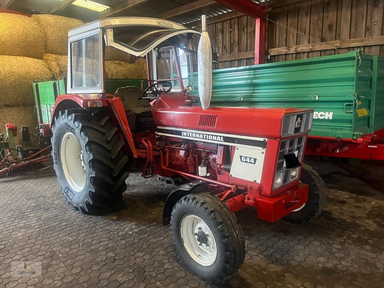 Traktor des Typs Case IH 644, Gebrauchtmaschine in Neuhof - Dorfborn (Bild 1)