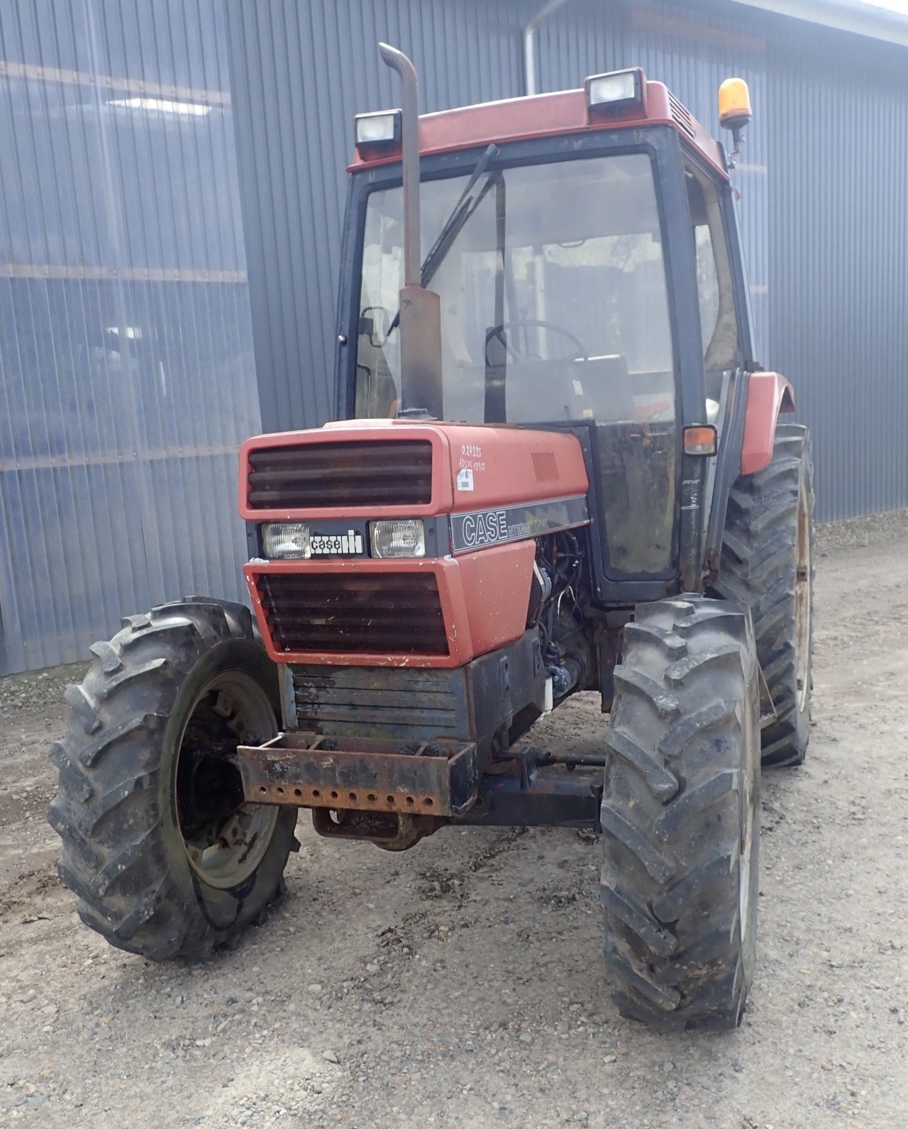 Traktor of the type Case IH 685, Gebrauchtmaschine in Viborg (Picture 2)