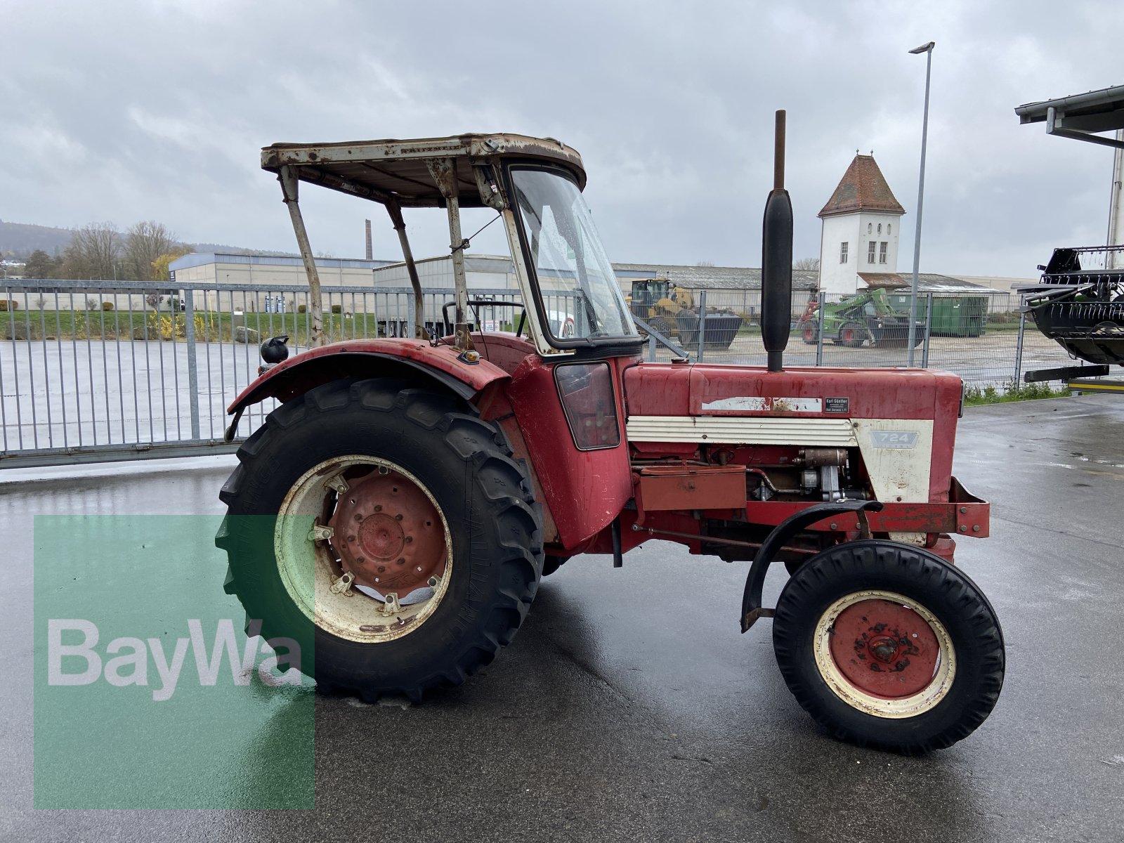 Traktor van het type Case IH 724 S, Gebrauchtmaschine in Bamberg (Foto 2)