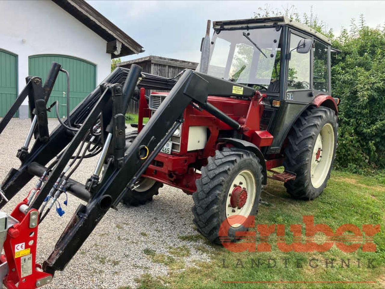 Traktor van het type Case IH 733 A, Gebrauchtmaschine in Ampfing (Foto 1)