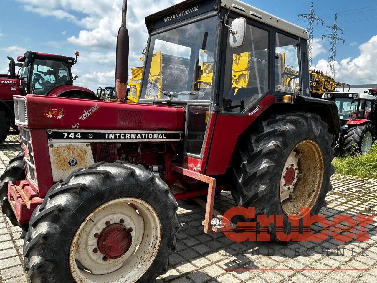 Traktor typu Case IH 744 Synchro, Gebrauchtmaschine v Ampfing (Obrázek 1)