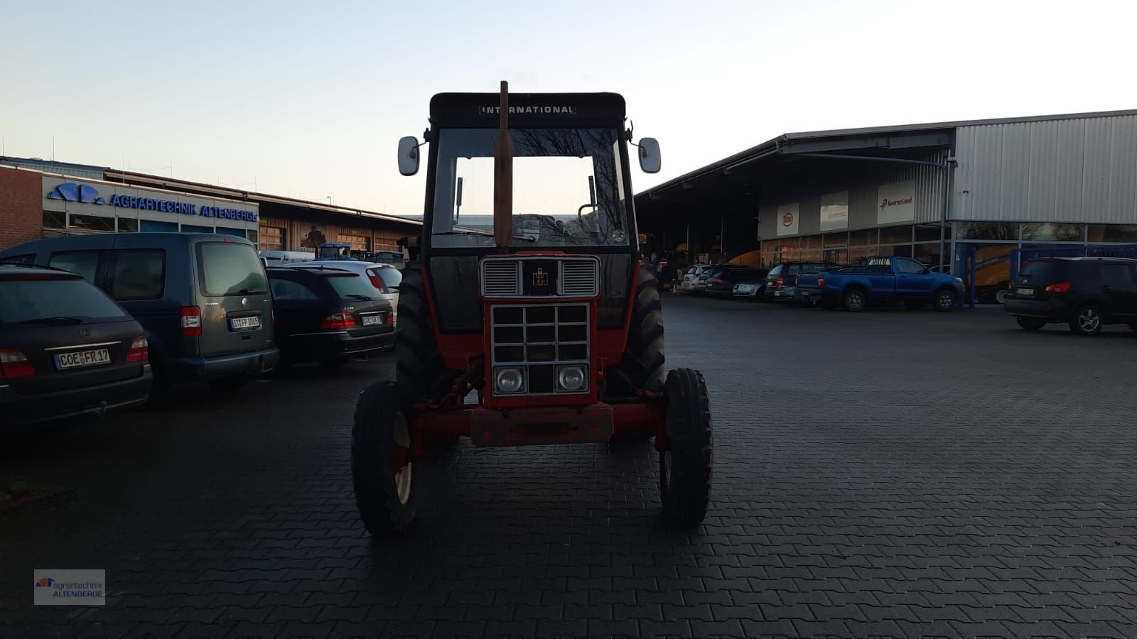 Traktor of the type Case IH 744, Gebrauchtmaschine in Altenberge (Picture 3)