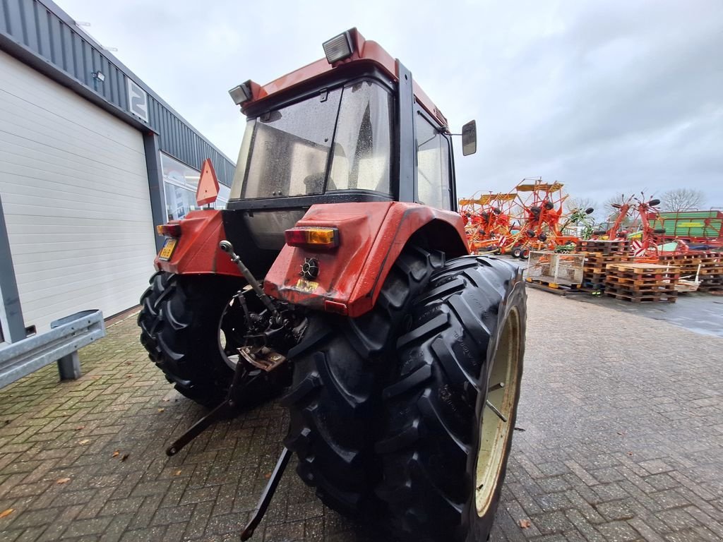 Traktor des Typs Case IH 745 XL 2WD, Gebrauchtmaschine in MARIENHEEM (Bild 4)