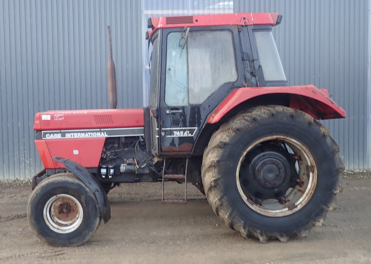 Traktor типа Case IH 745, Gebrauchtmaschine в Viborg (Фотография 1)