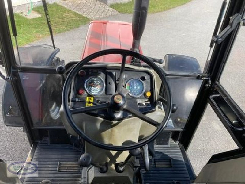 Traktor des Typs Case IH 833 A, Gebrauchtmaschine in Münzkirchen (Bild 2)