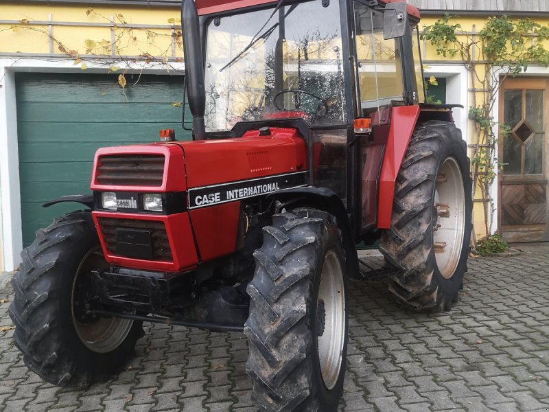 Traktor типа Case IH 833 A, Gebrauchtmaschine в Anger (Фотография 1)