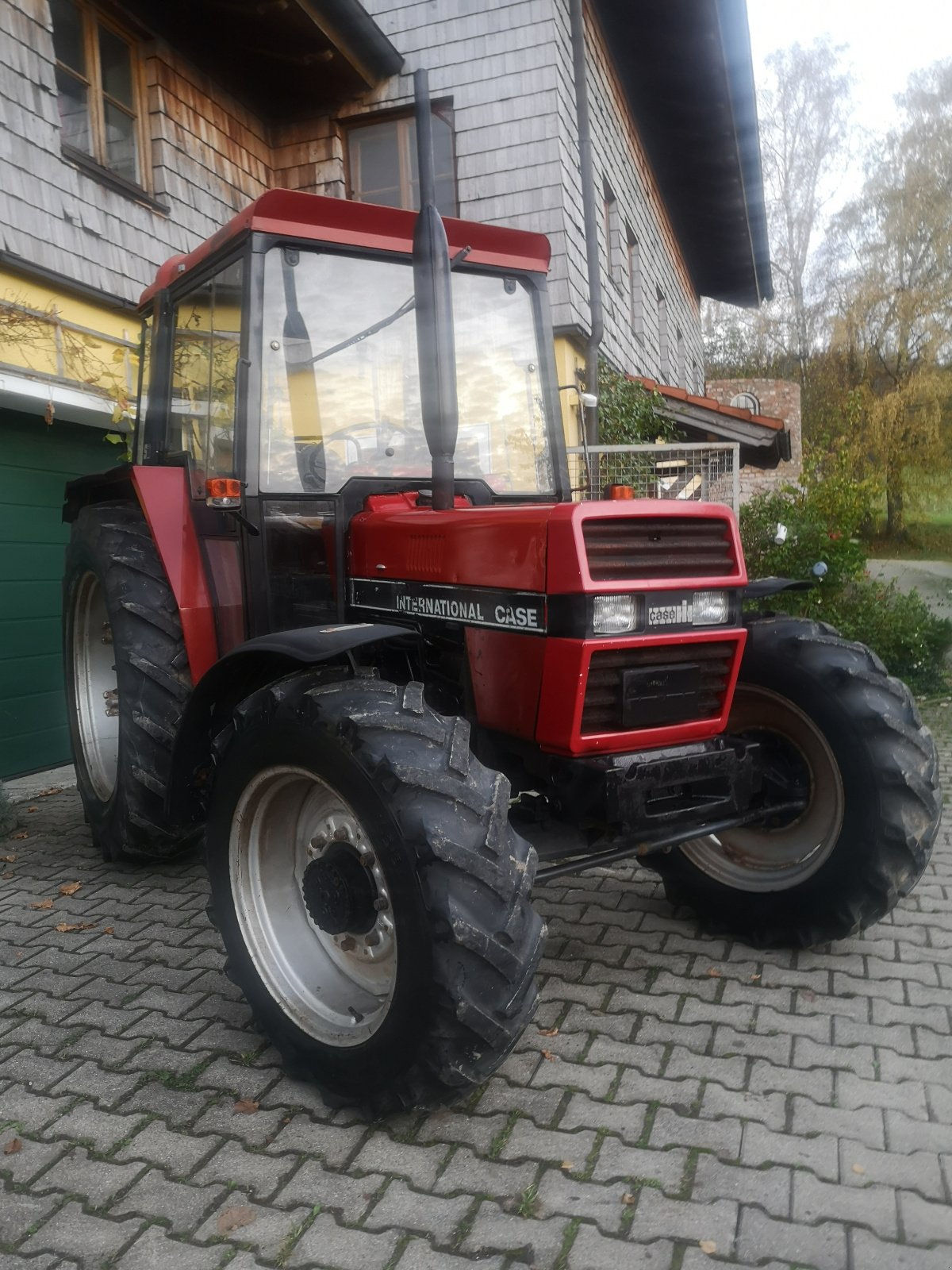 Traktor типа Case IH 833 A, Gebrauchtmaschine в Anger (Фотография 2)