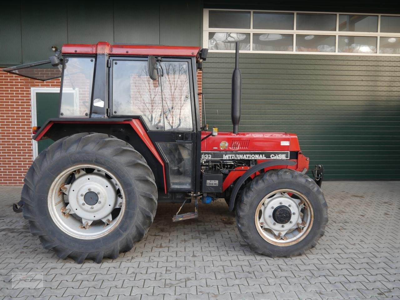 Traktor типа Case IH 833 Allrad FZW, Gebrauchtmaschine в Borken (Фотография 4)