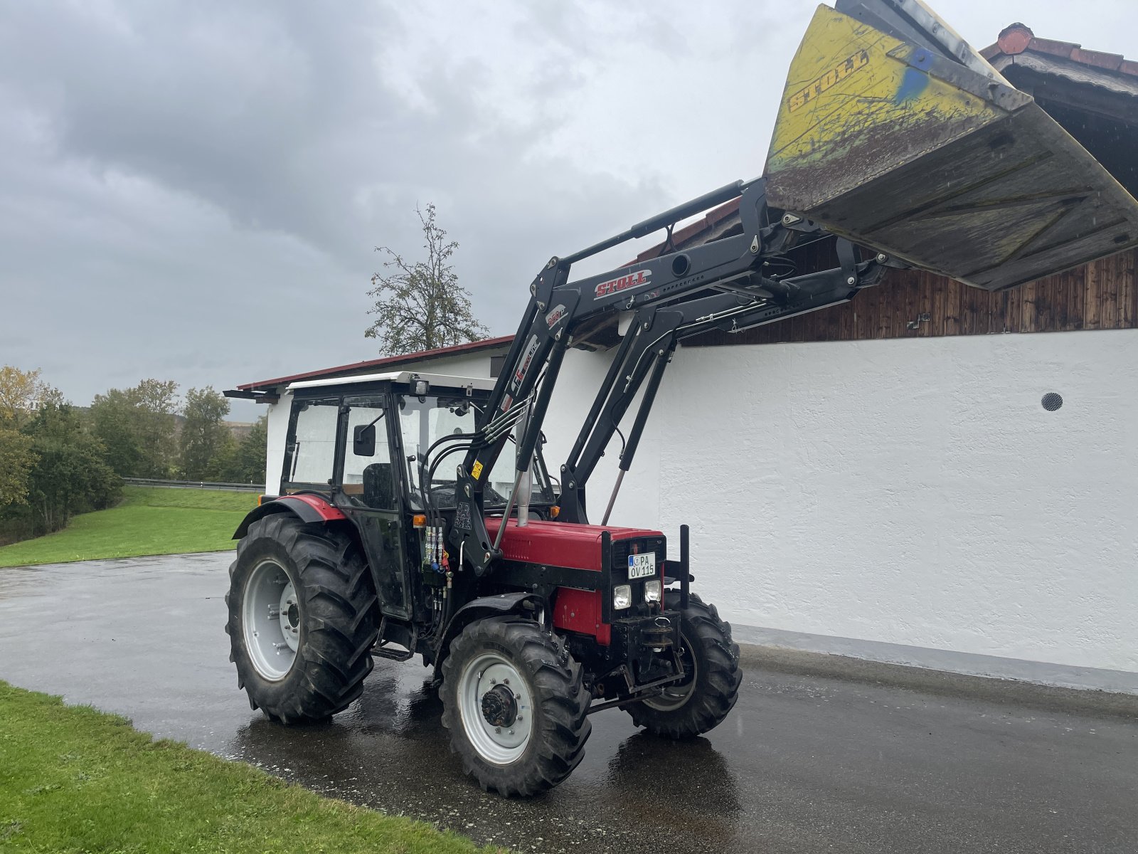 Traktor от тип Case IH 833 AV, Gebrauchtmaschine в Salzweg (Снимка 1)