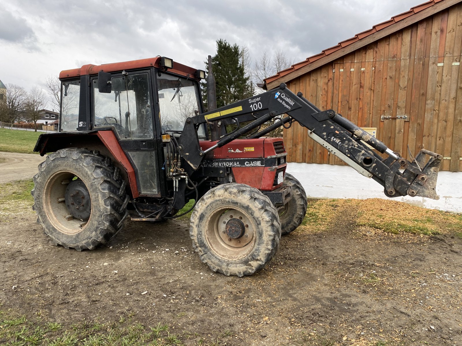 Traktor typu Case IH 833, Gebrauchtmaschine v Regen (Obrázok 1)