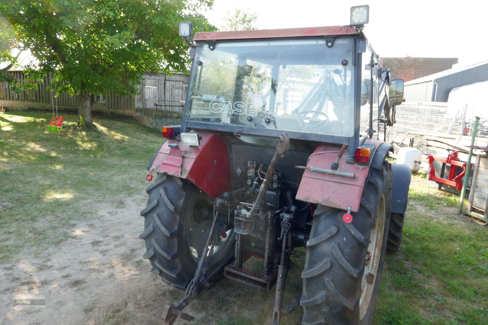 Traktor del tipo Case IH 840 Allrad. Mit Baas Ind-Lader. Einsatzbereit. 18500 Euro, Gebrauchtmaschine en Langenzenn (Imagen 3)