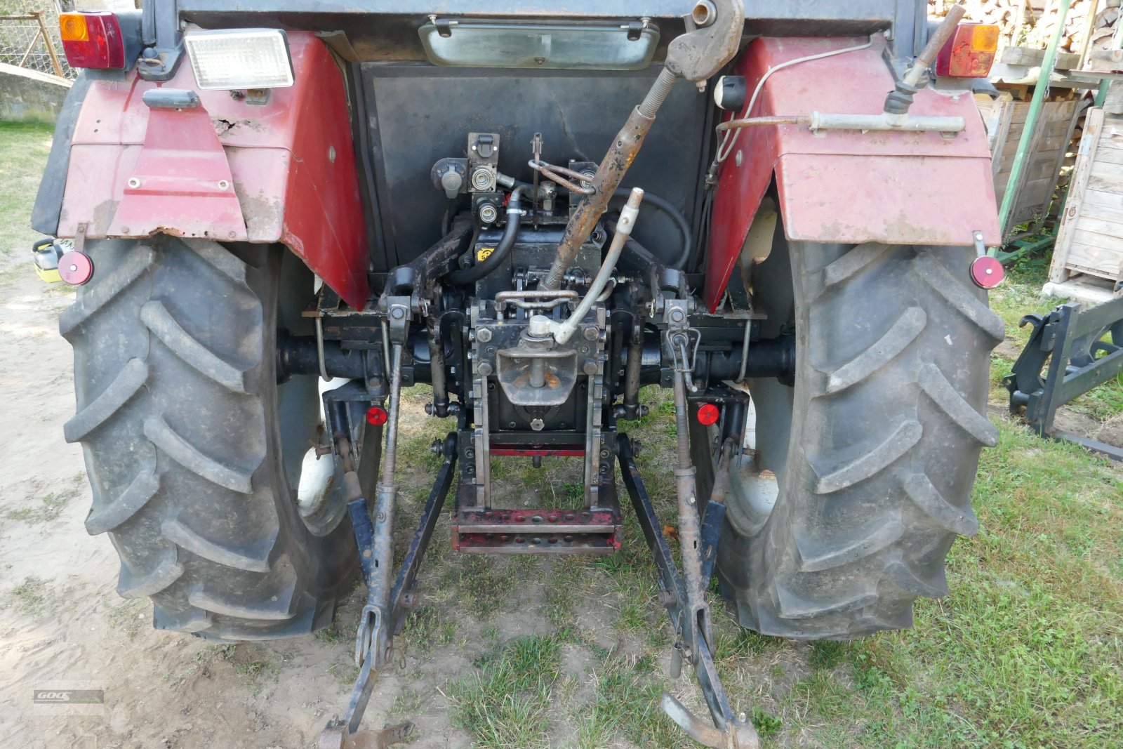 Traktor del tipo Case IH 840 Allrad. Mit Baas Ind-Lader. Einsatzbereit. 18500 Euro, Gebrauchtmaschine en Langenzenn (Imagen 4)