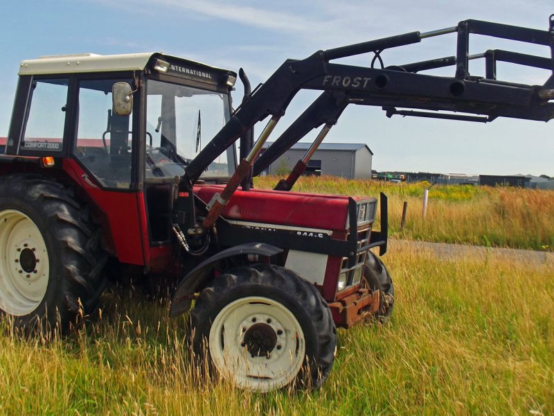 Traktor of the type Case IH 844+ Frontlader, Gebrauchtmaschine in Mittelsdorf (Picture 1)