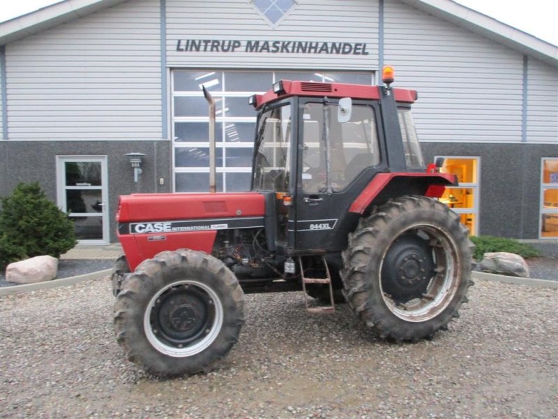 Traktor des Typs Case IH 844 XL 4wd traktor, en ejer fra ny, Gebrauchtmaschine in Lintrup (Bild 1)