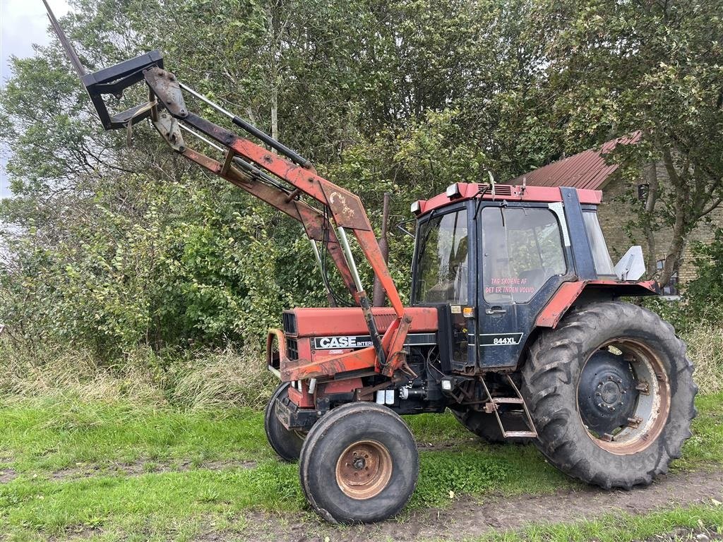 Traktor du type Case IH 844  XL Frontlæsser, Gebrauchtmaschine en Nykøbing Mors (Photo 2)