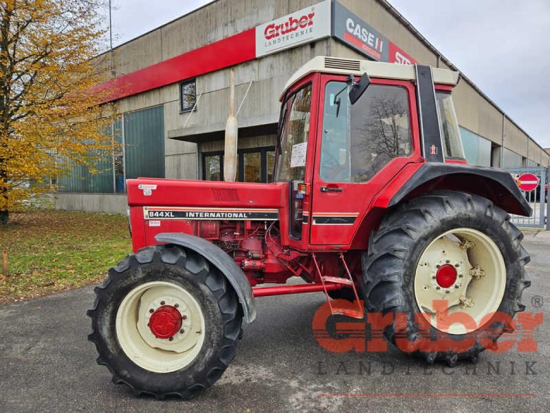 Traktor of the type Case IH 844 XL, Gebrauchtmaschine in Ampfing