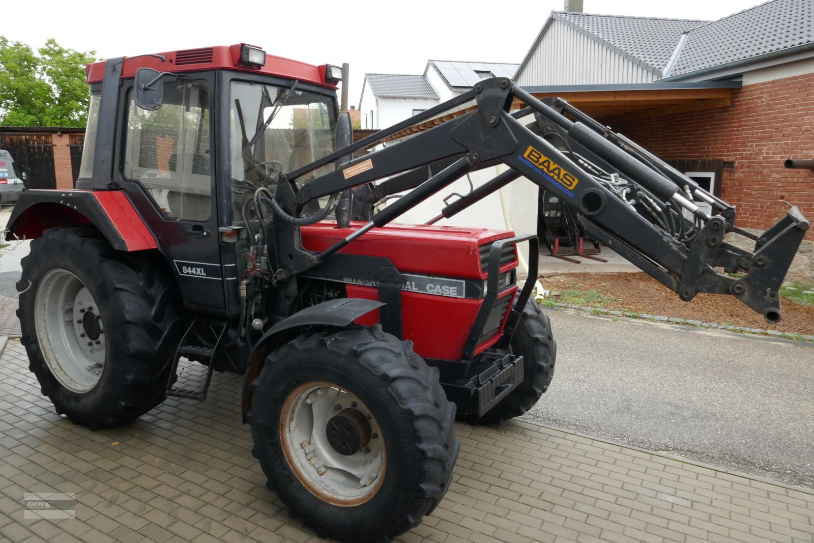 Traktor a típus Case IH 844XLA mit Baas Ind-Lader. Motor und Kupplung schon erneuert. Techisch OK!, Gebrauchtmaschine ekkor: Langenzenn (Kép 2)