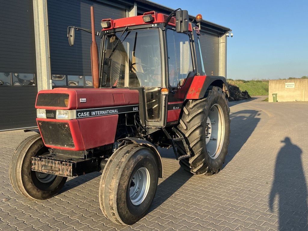 Traktor des Typs Case IH 845 XL plus, Gebrauchtmaschine in Hapert (Bild 2)