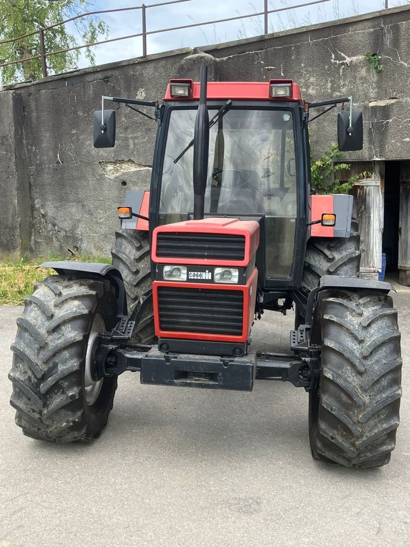 Traktor του τύπου Case IH 856 XL, Gebrauchtmaschine σε Bas-Vully (Φωτογραφία 5)