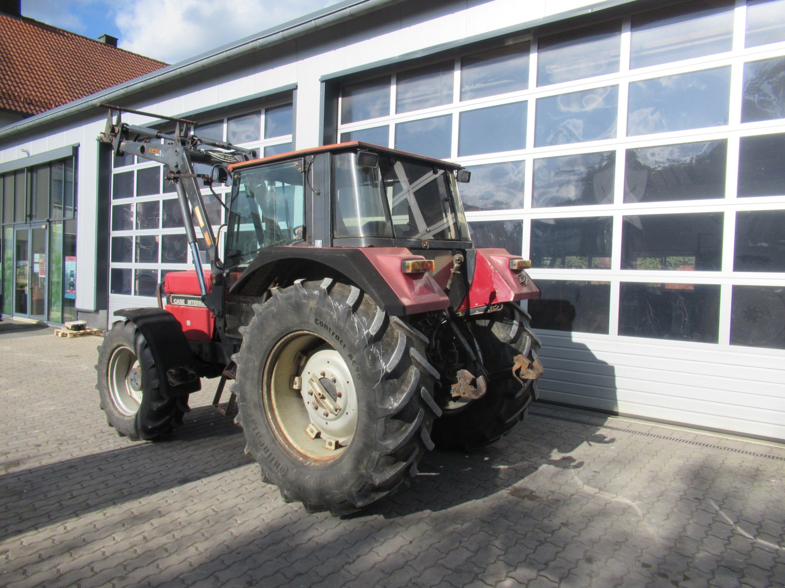 Traktor van het type Case IH 856 XLA N, Gebrauchtmaschine in Waischenfeld (Foto 2)