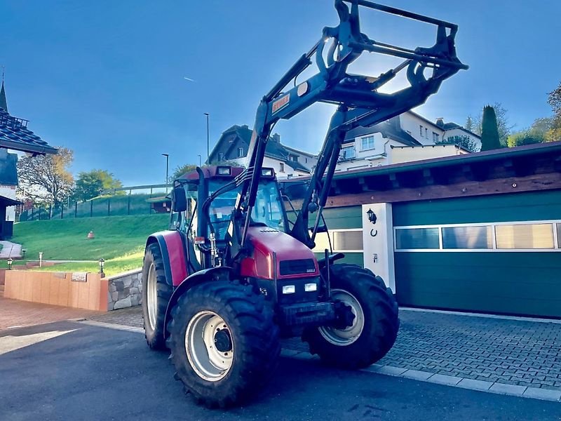 Traktor za tip Case IH Case CS 86 A mit Sisu Motor und Frontlader Allradtraktor Schlepper 40 km/h, Gebrauchtmaschine u Niedernhausen OT Engenhahn