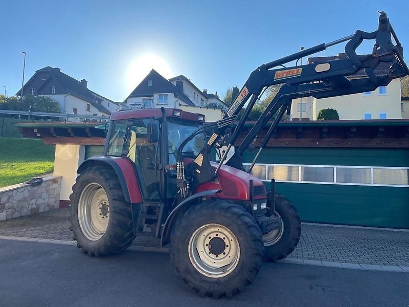 Traktor des Typs Case IH Case CS 86 A mit Sisu Motor und Frontlader Allradtraktor Schlepper 40 km/h, Gebrauchtmaschine in Niedernhausen OT Engenhahn (Bild 2)